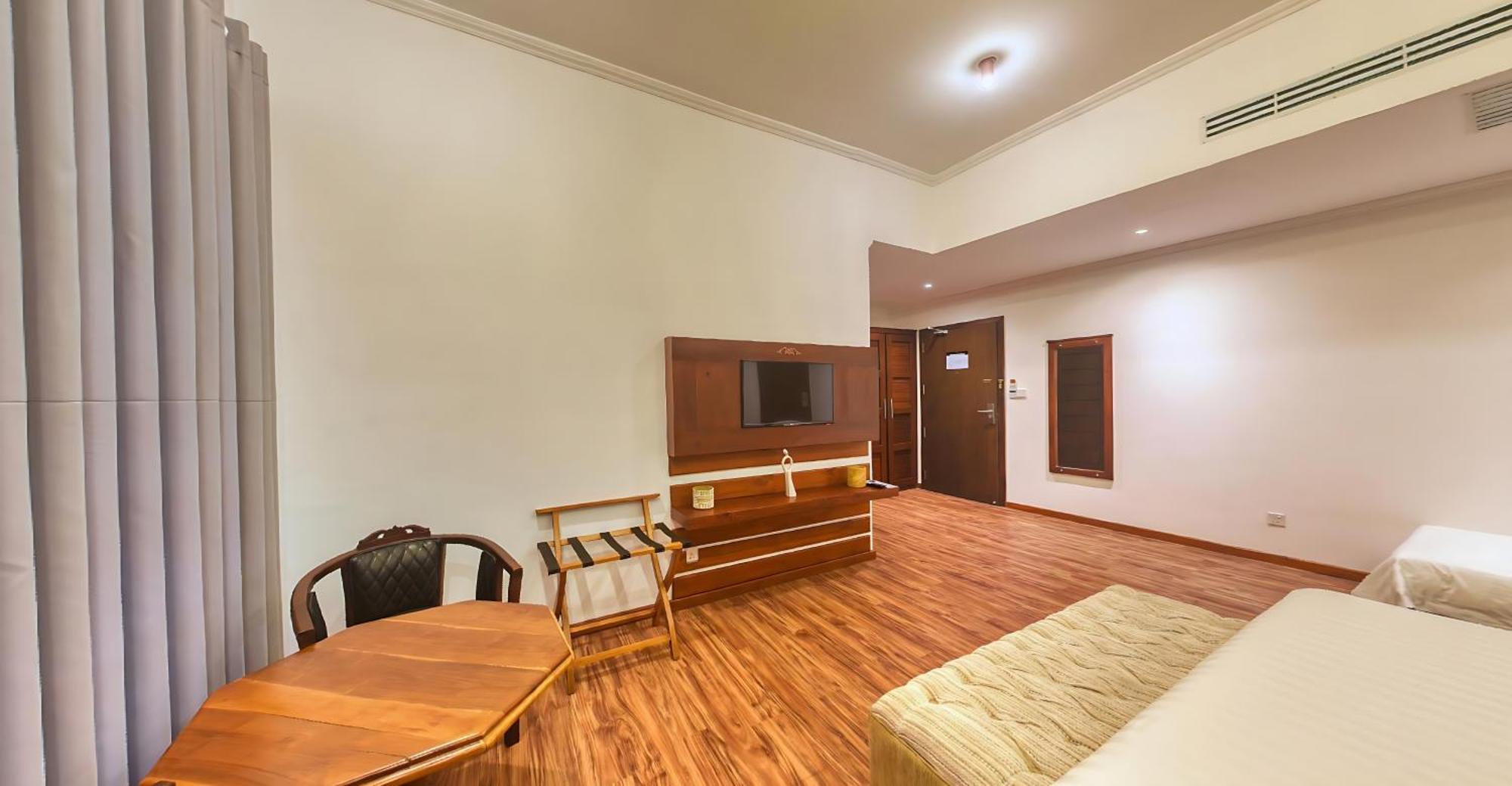 Covanro Sigiriya - Brand New Luxury Hotel Buitenkant foto