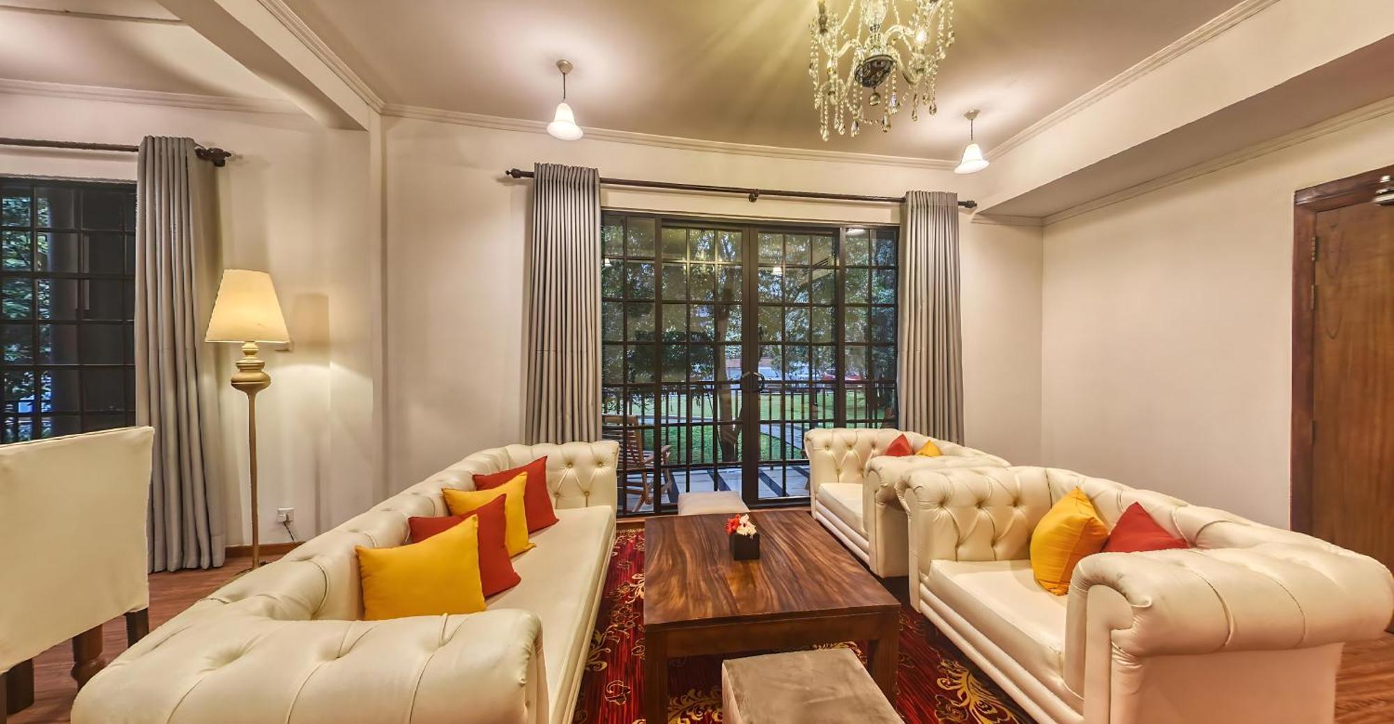 Covanro Sigiriya - Brand New Luxury Hotel Buitenkant foto