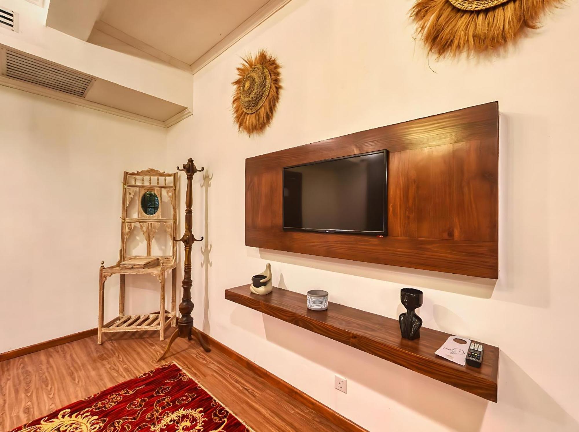 Covanro Sigiriya - Brand New Luxury Hotel Buitenkant foto