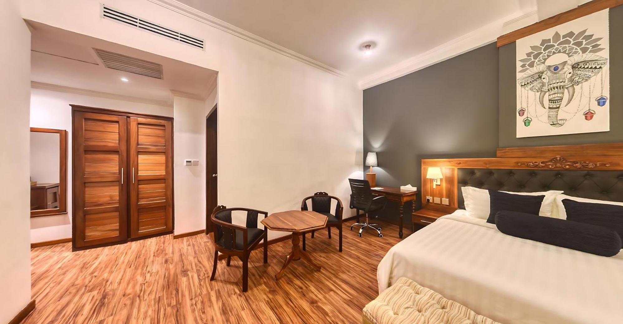 Covanro Sigiriya - Brand New Luxury Hotel Buitenkant foto