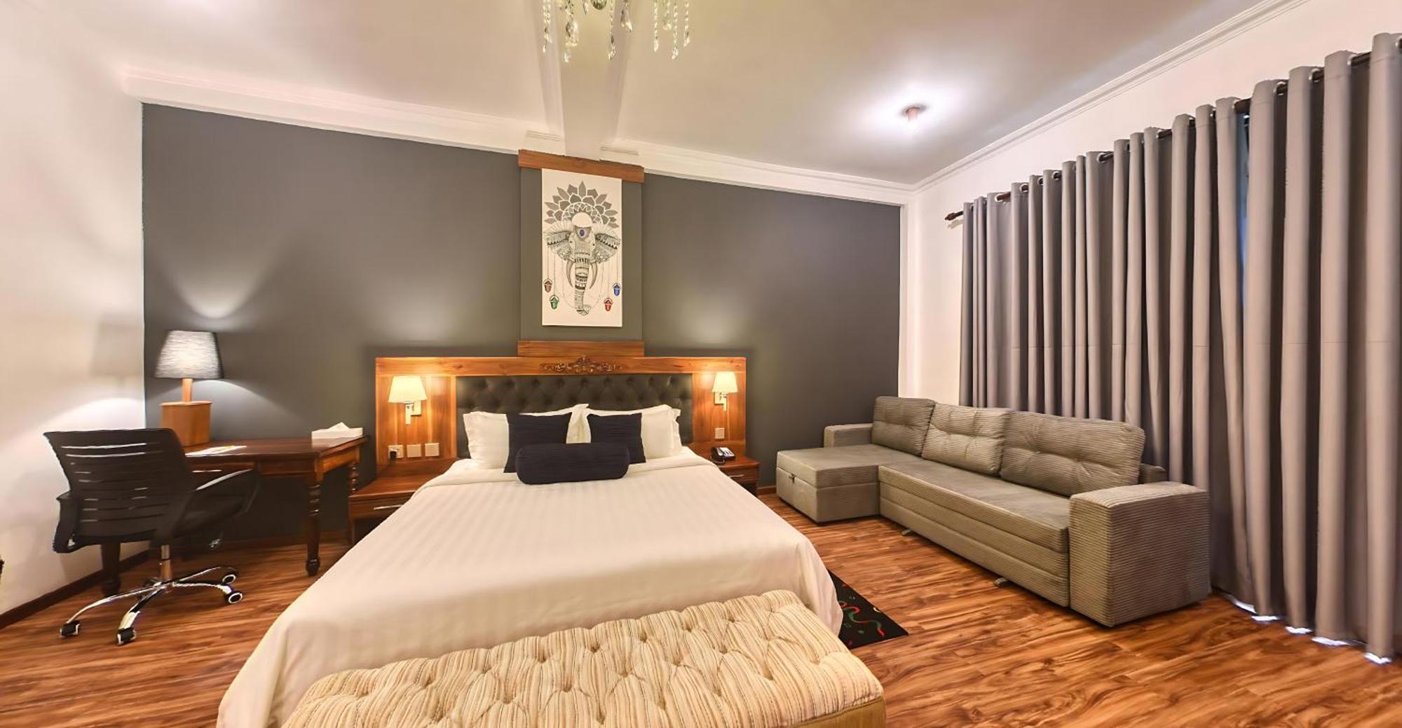 Covanro Sigiriya - Brand New Luxury Hotel Buitenkant foto